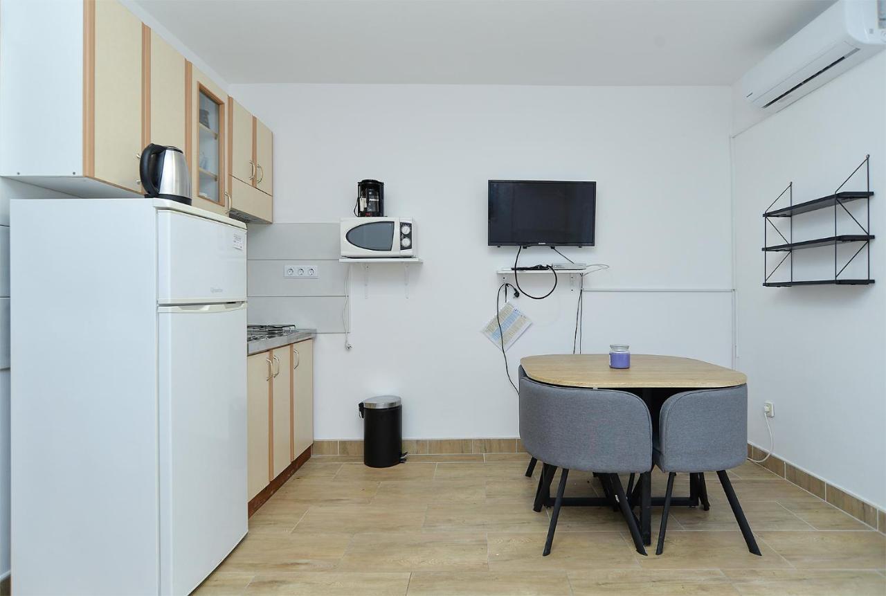 Apartments Orange 709 Fazana Ngoại thất bức ảnh